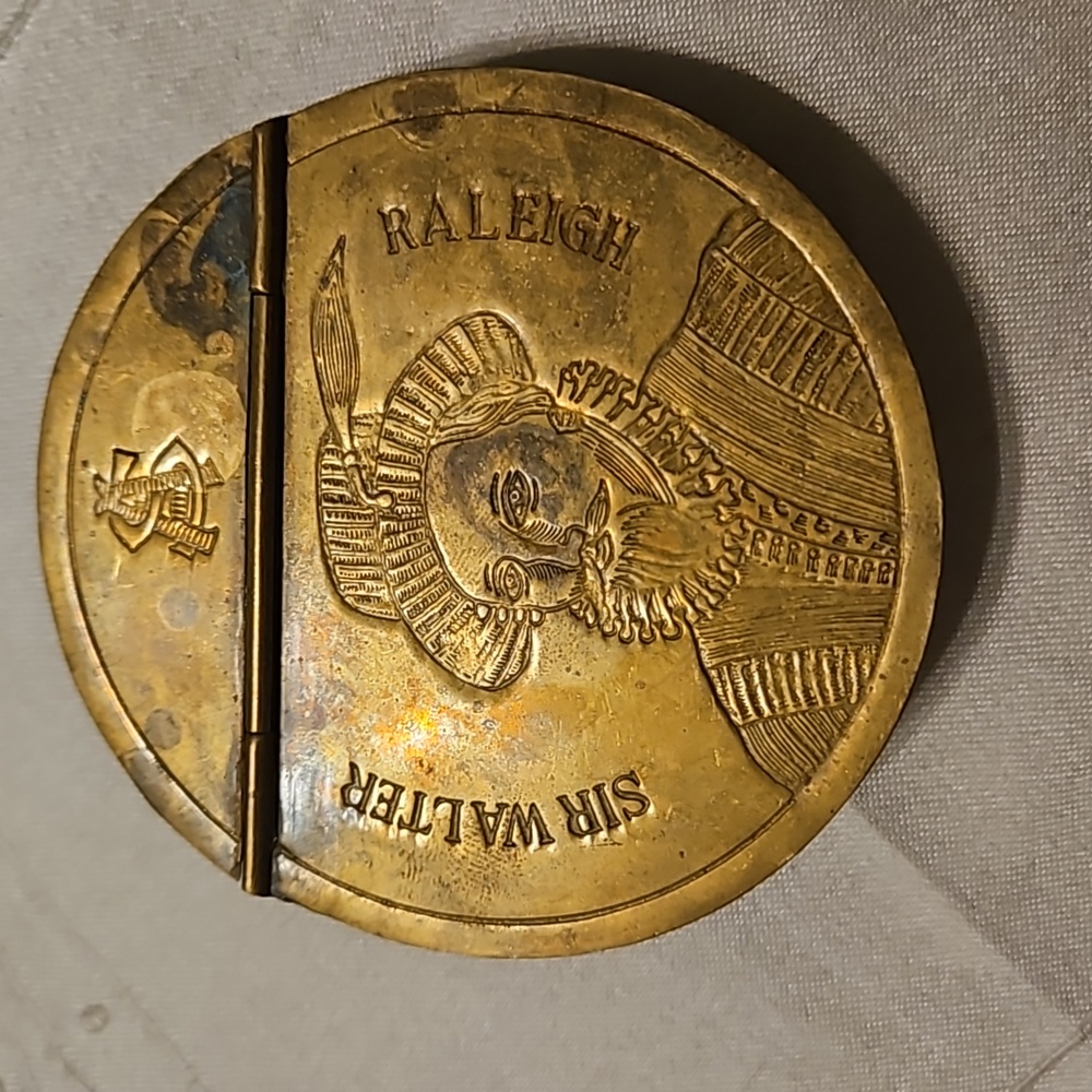 Vintage Mottahedeh Reprodroduction Brass Walter Raleigh Historic Charleston Box